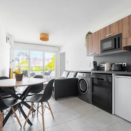 T2 Entre La Et Le Velodrome - Clim/parking Apartment Marseille